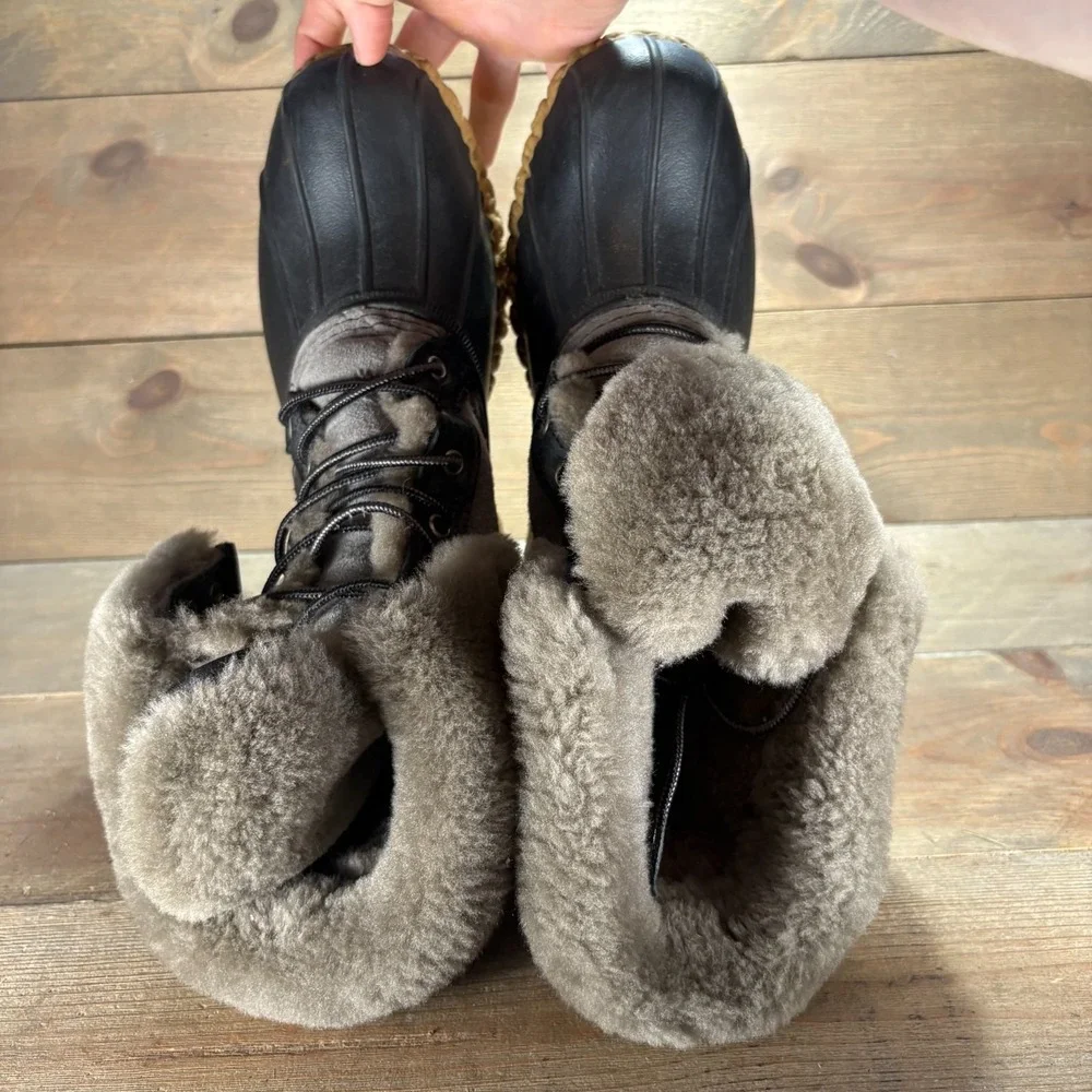 LL Bean duck Boots Womens size 10 shoes Gray Shearling Suede Duck snow